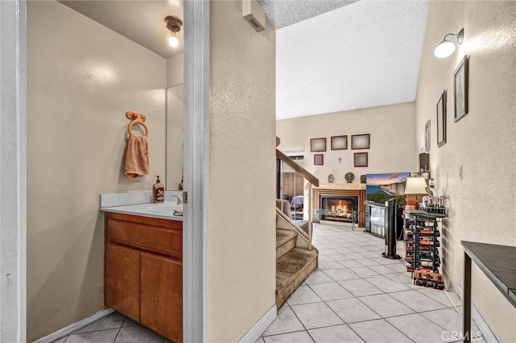 Garden Grove, CA 92844,8391 Azita CT #7