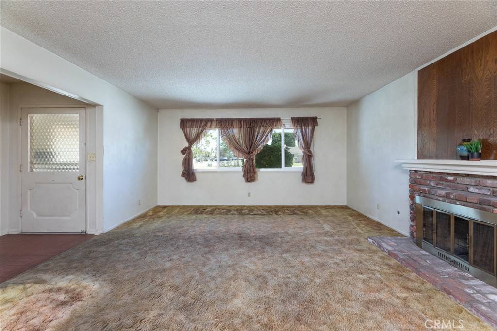 Huntington Beach, CA 92647,15011 Rice CIR
