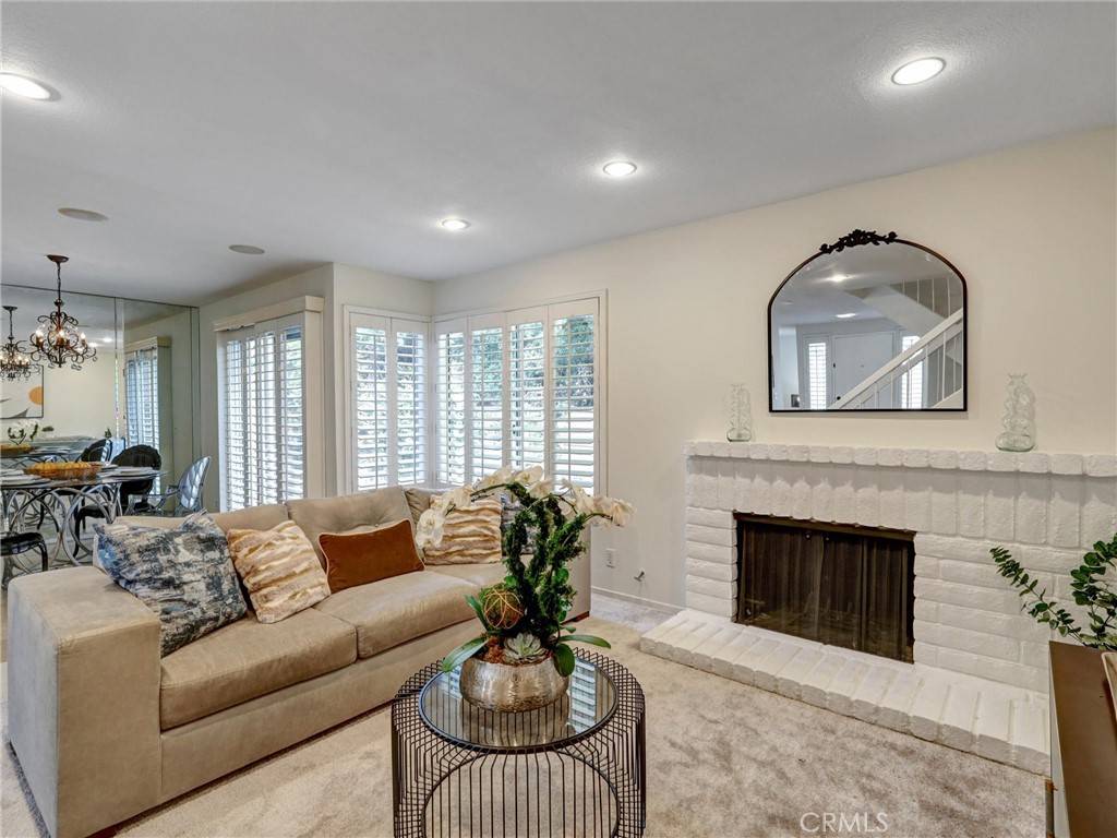 Irvine, CA 92604,43 Glenhurst #24