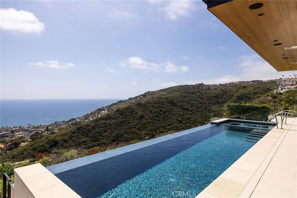 Dana Point, CA 92629,32081 Sea Island DR