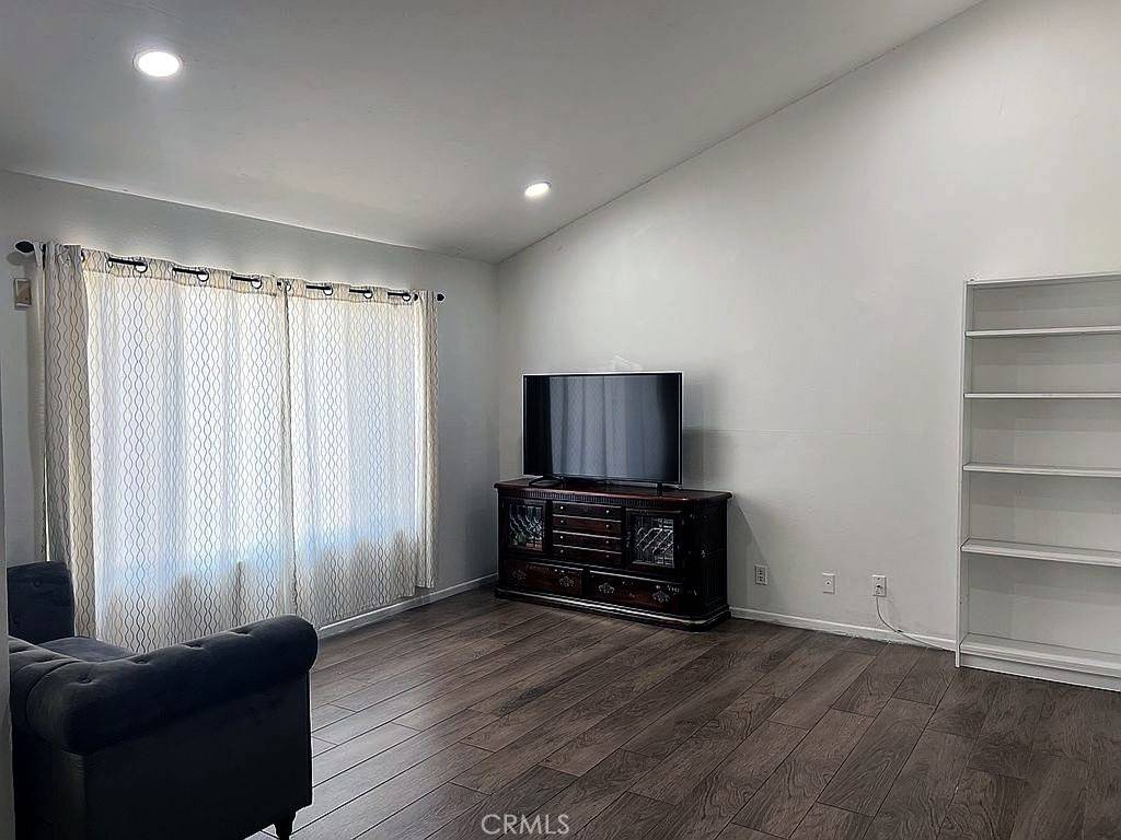 Monterey Park, CA 91755,410 Russell AVE #C