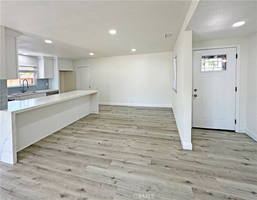 Huntington Beach, CA 92646,19862 Ranger LN