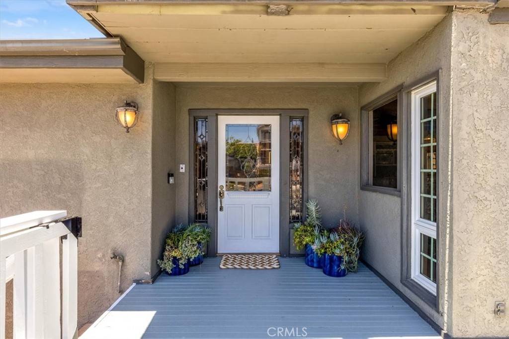 San Clemente, CA 92672,210 W Avenida Gaviota