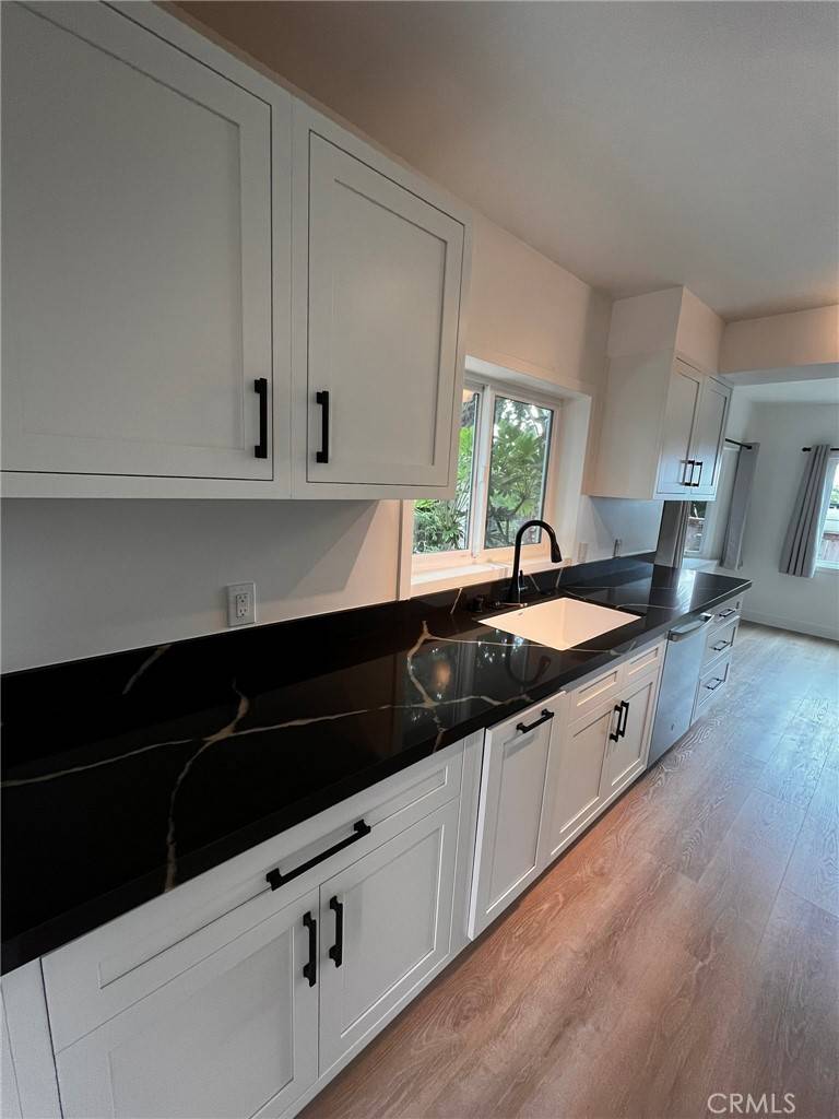 Laguna Beach, CA 92651,31863 8th AVE #2
