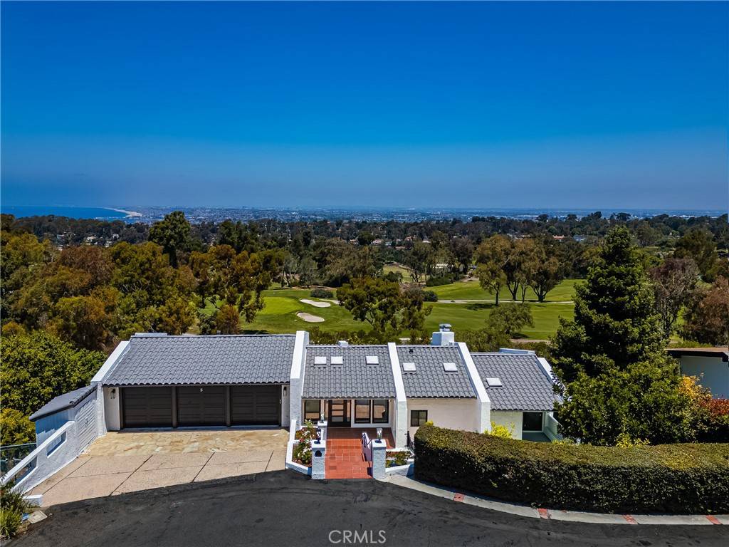 Rancho Palos Verdes, CA 90275,5 Yellow Brick RD