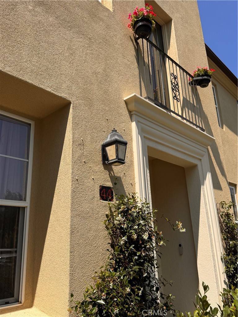 Irvine, CA 92602,44 Arcata