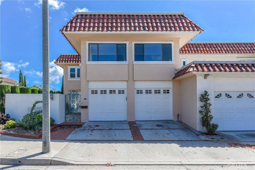 Irvine, CA 92612,10 Satinwood WAY