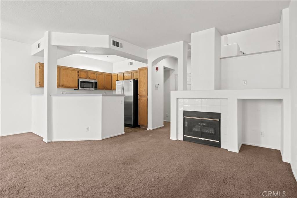 Irvine, CA 92618,3303 Orangewood