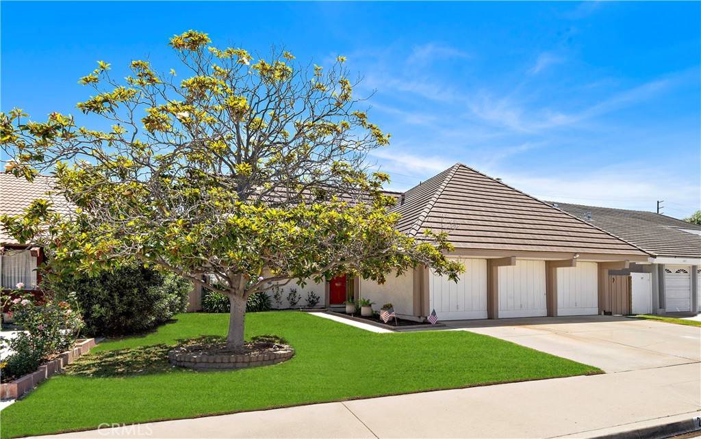 Huntington Beach, CA 92646,20822 Skimmer LN