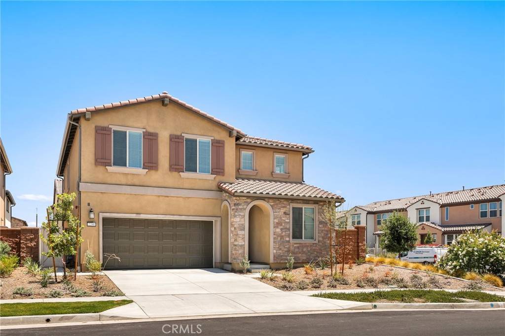 Corona, CA 92883,2288 Panama DR