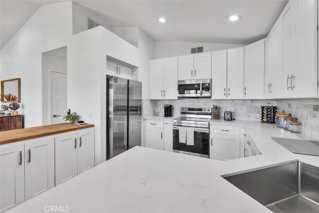 Palm Desert, CA 92211,42386 Sultan AVE