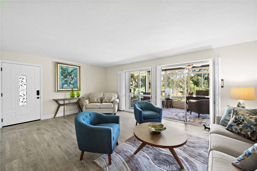 Laguna Woods, CA 92637,579 Avenida Majorca #B
