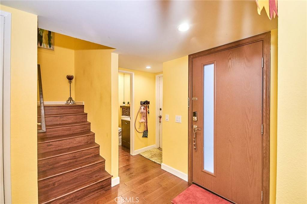 La Habra, CA 90631,531 Juniper WAY
