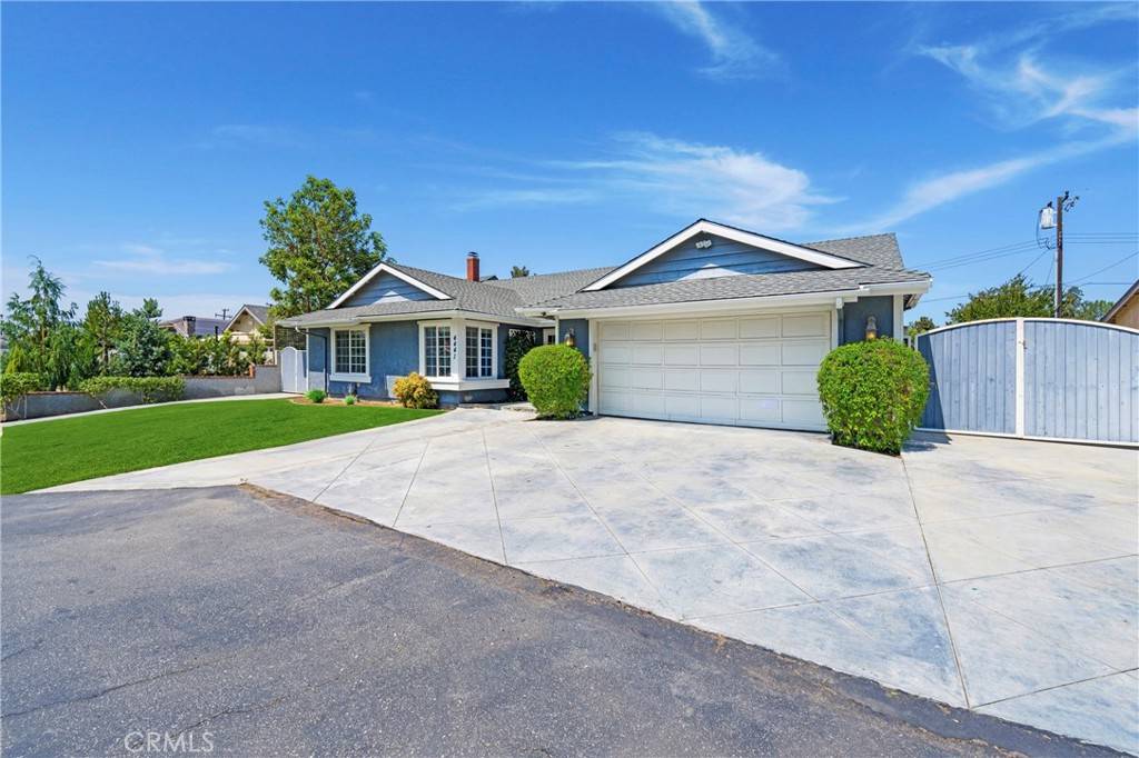 Yorba Linda, CA 92886,4441 Rustic RD