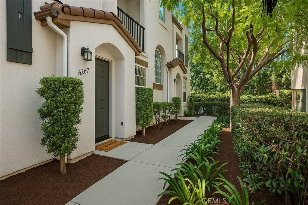 Carlsbad, CA 92009,6267 Via Trato