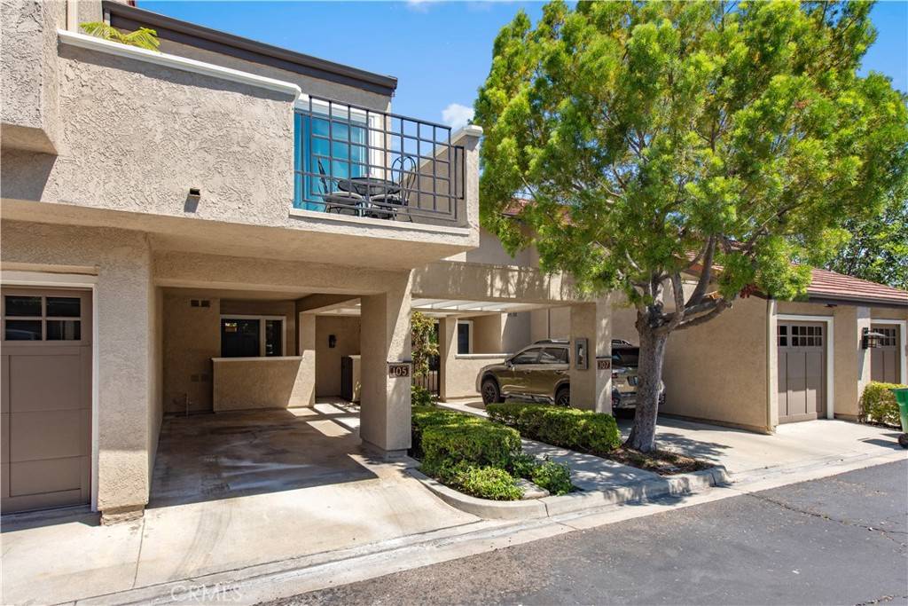 Irvine, CA 92612,105 Stanford CT #55