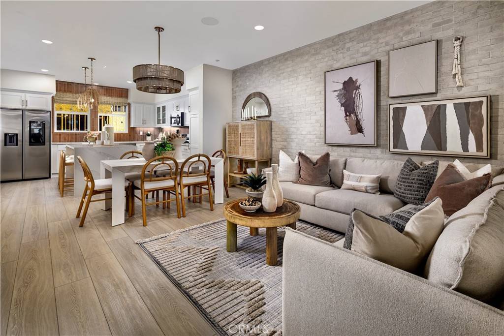 Santa Fe Springs, CA 90670,11743 Florence AVE #32