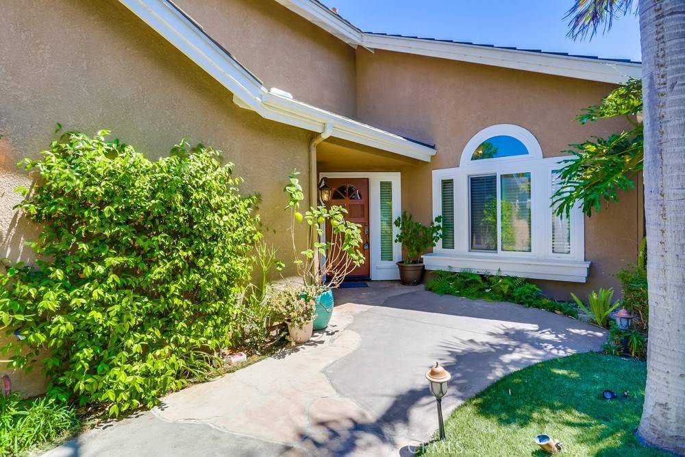 Irvine, CA 92614,18 Bayside