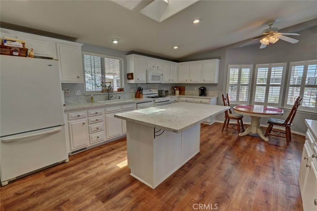 Huntington Beach, CA 92646,9850 Garfield AVE #130