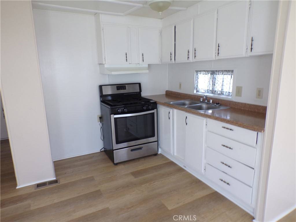 Yucaipa, CA 92399,12710 3rd ST #77