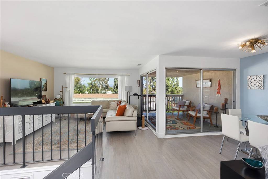 Laguna Hills, CA 92653,23332 Caminito Lazaro #260