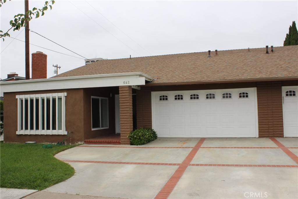 Costa Mesa, CA 92627,642 Center ST