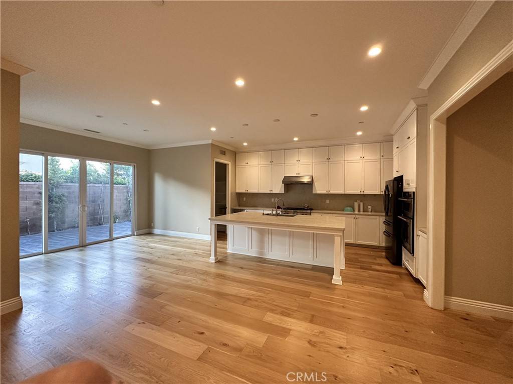 Irvine, CA 92620,117 Hitching Post