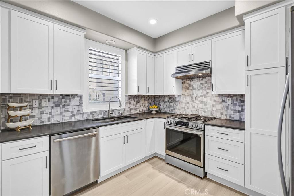 Ladera Ranch, CA 92694,29 Hinterland WAY