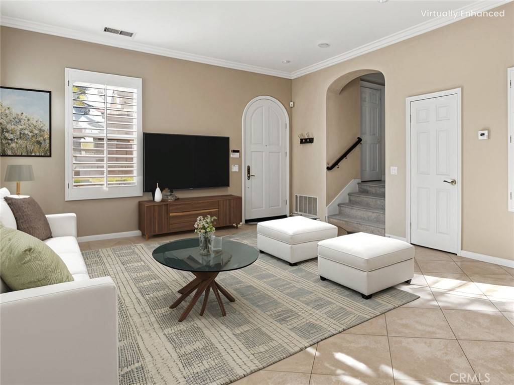 Irvine, CA 92602,63 Rockport