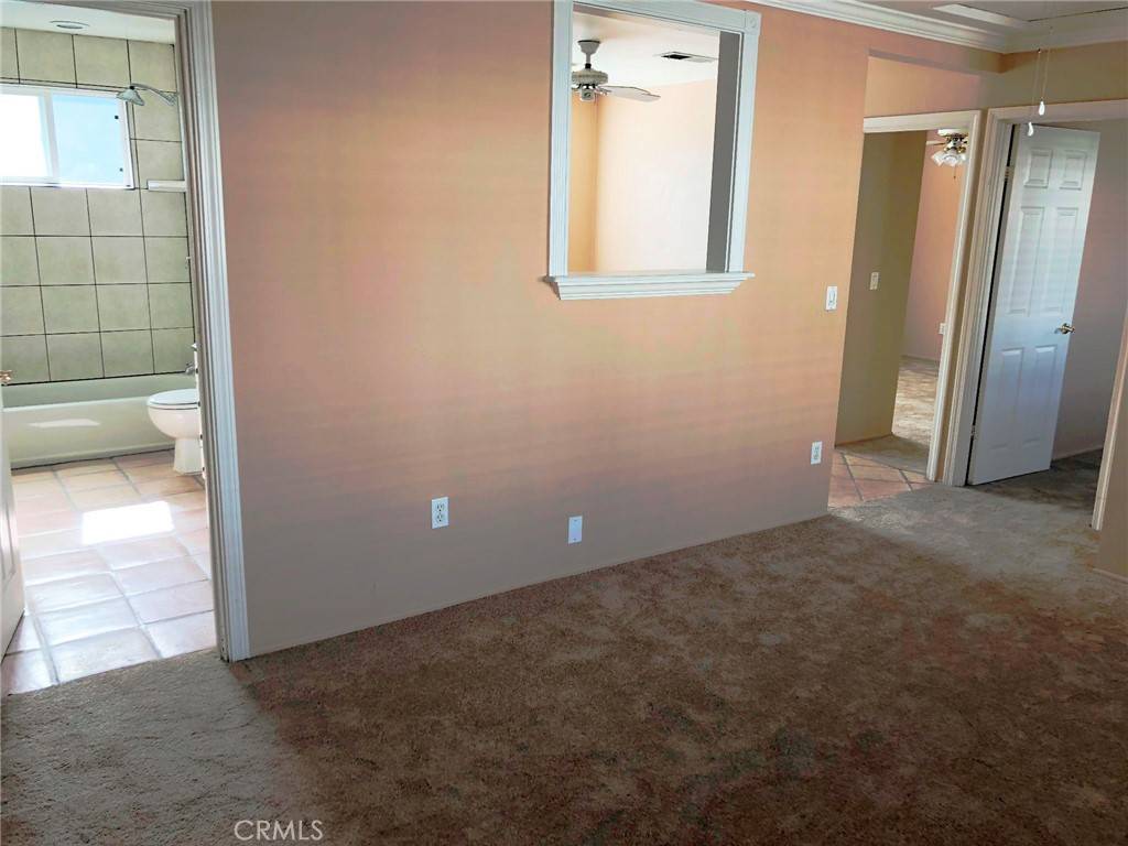 Corona Del Mar, CA 92625,517 .5 Marguerite Ave