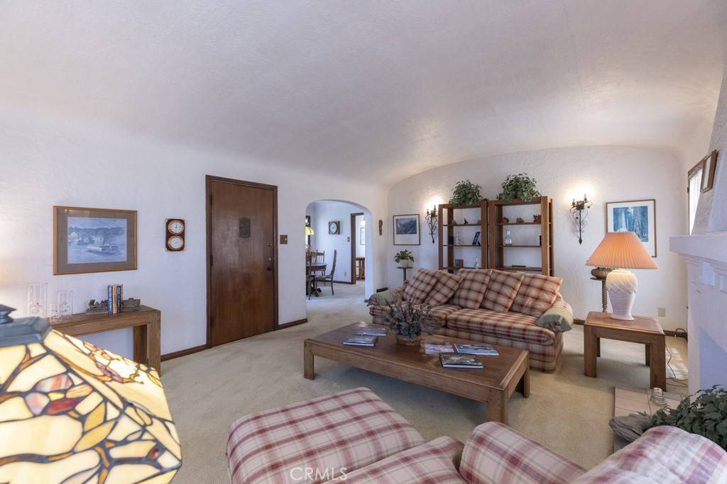 Long Beach, CA 90803,132 St Joseph AVE
