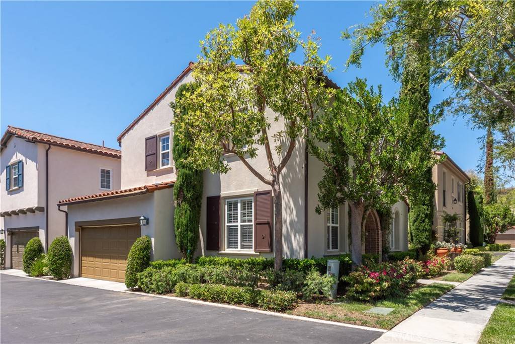 Irvine, CA 92603,23 Bower Tree