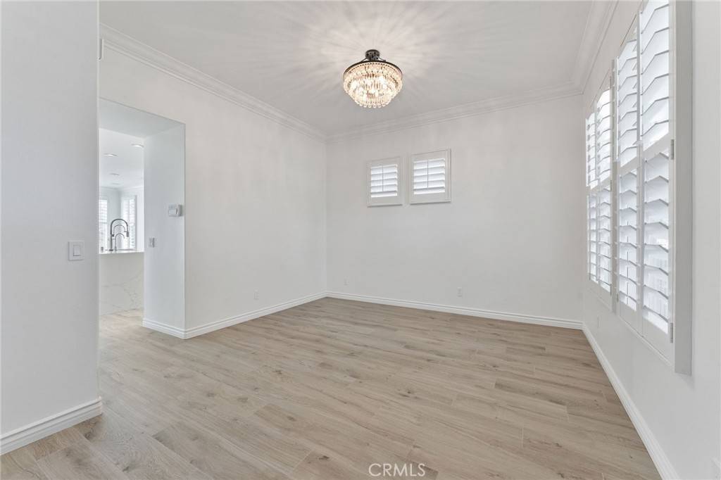 Irvine, CA 92618,49 Eaglecreek