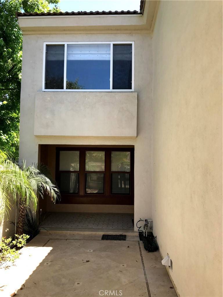 Irvine, CA 92612,9 Mandrake WAY