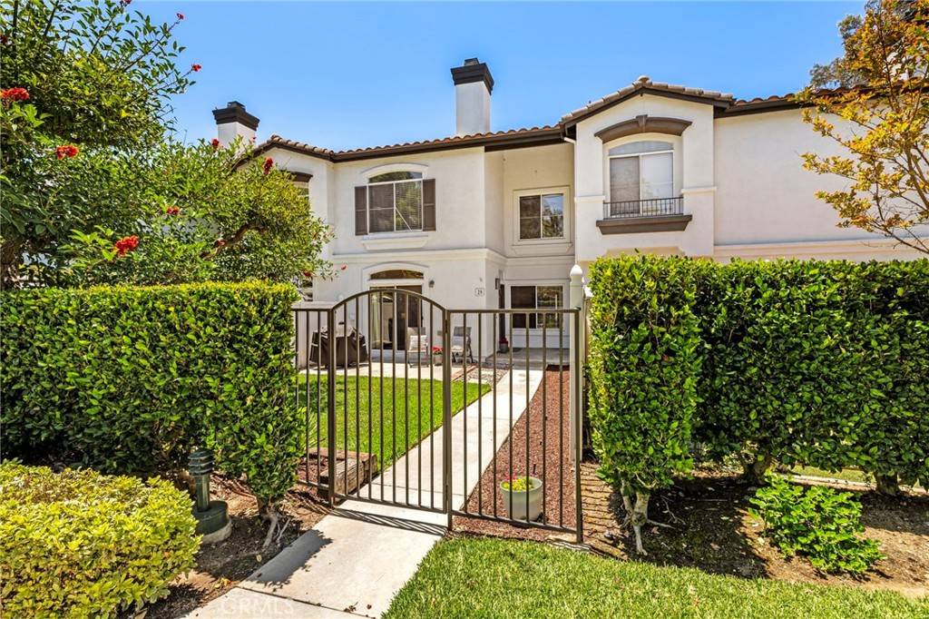 Rancho Santa Margarita, CA 92688,25 Baya