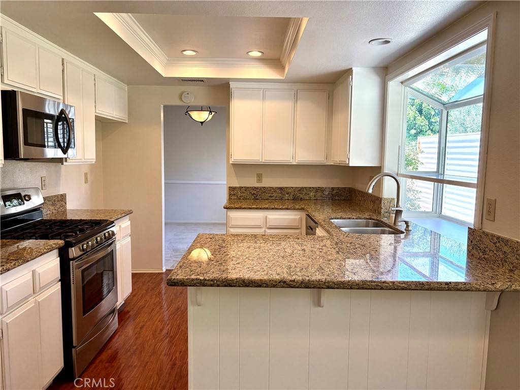 Lake Forest, CA 92630,22936 Broadleaf