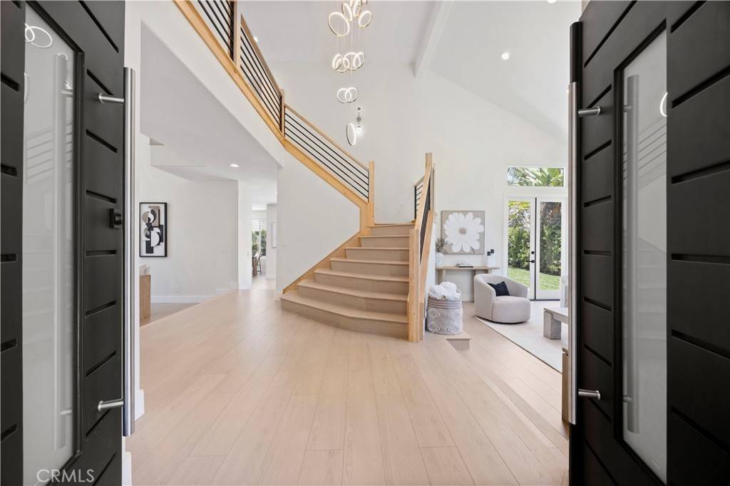 Laguna Hills, CA 92653,24876 Avenida Avalon