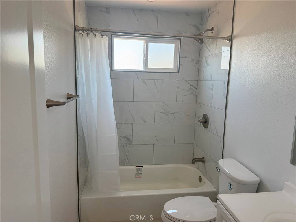 Placentia, CA 92870,315 S Walnut AVE