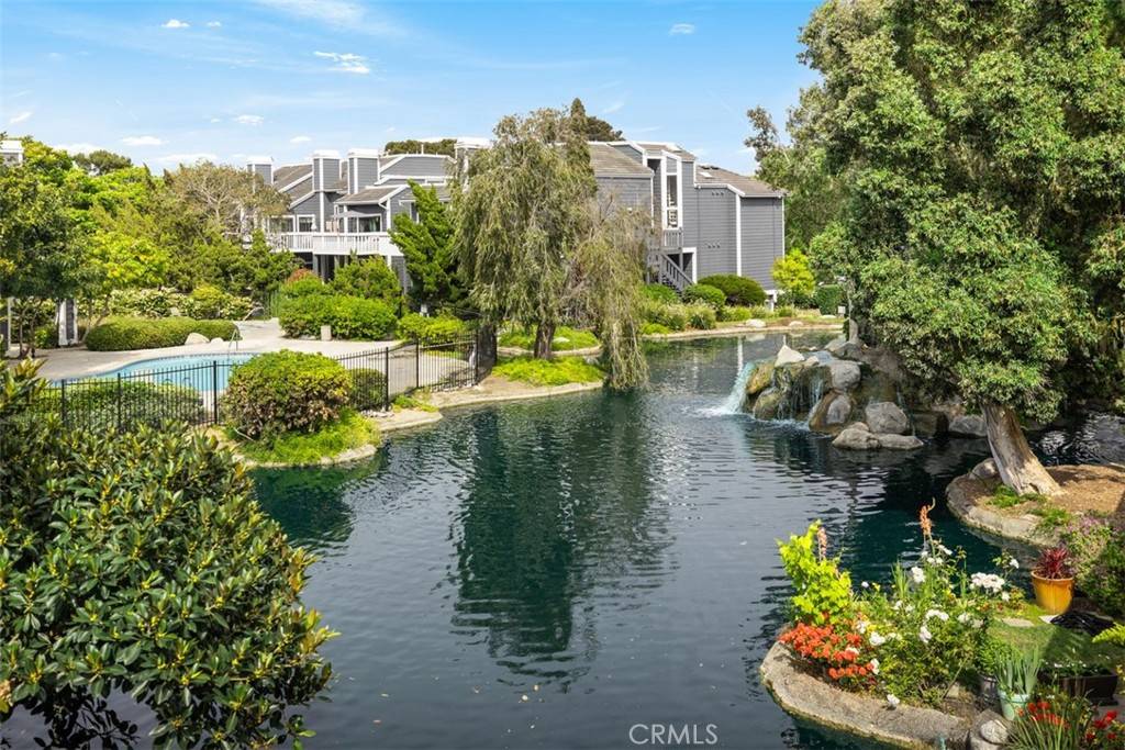 Huntington Beach, CA 92646,20092 Bayfront LN #206