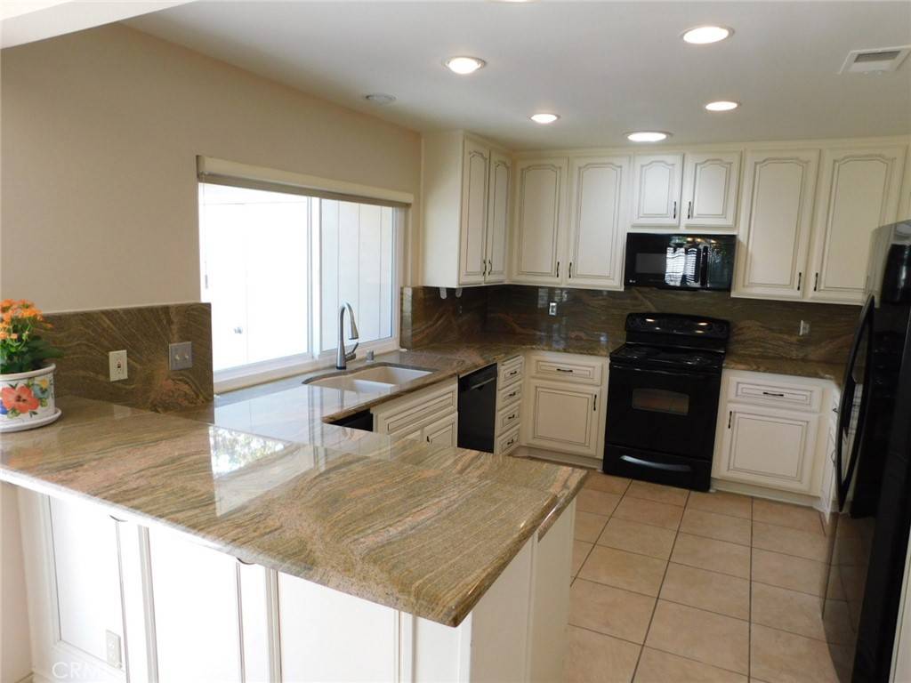 San Juan Capistrano, CA 92675,32081 Via Buena