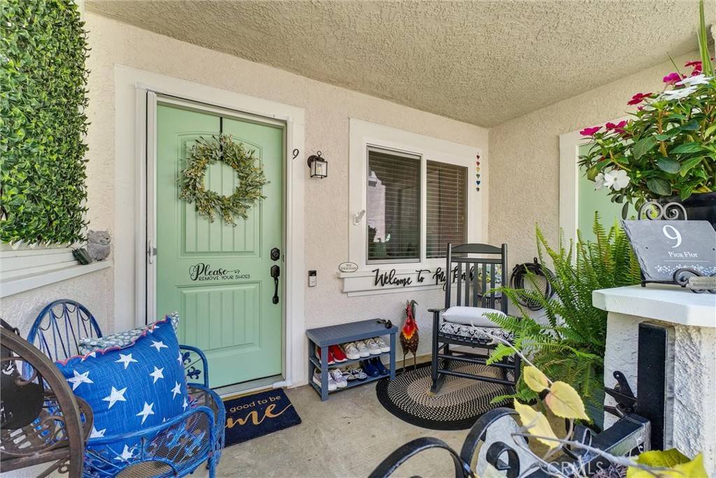 Rancho Santa Margarita, CA 92688,9 Pica Flor #63