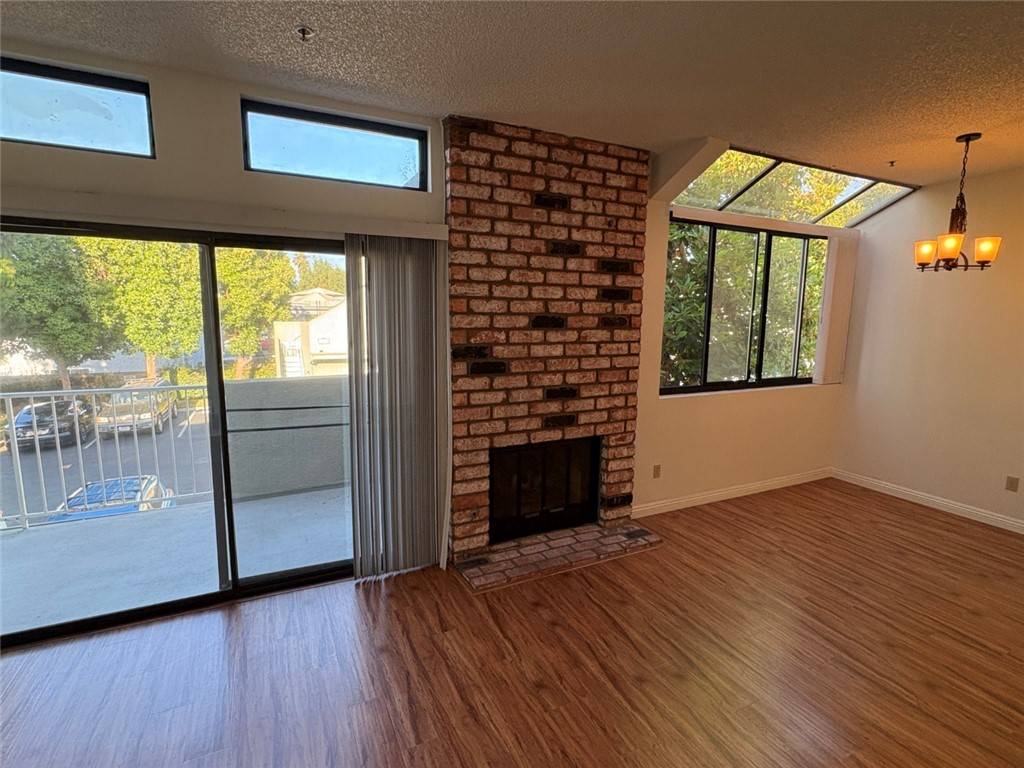 Huntington Beach, CA 92647,17641 Sergio CIR #201