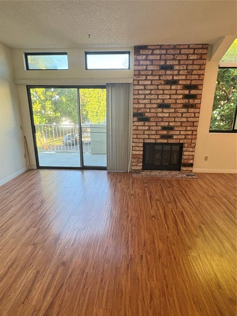 Huntington Beach, CA 92647,17641 Sergio CIR #201