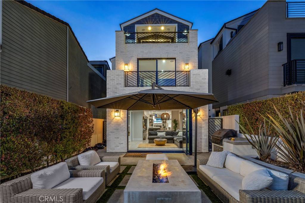 Huntington Beach, CA 92648,613 13th ST
