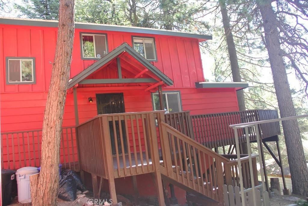Running Springs, CA 92382,31705 Silver Spruce DR