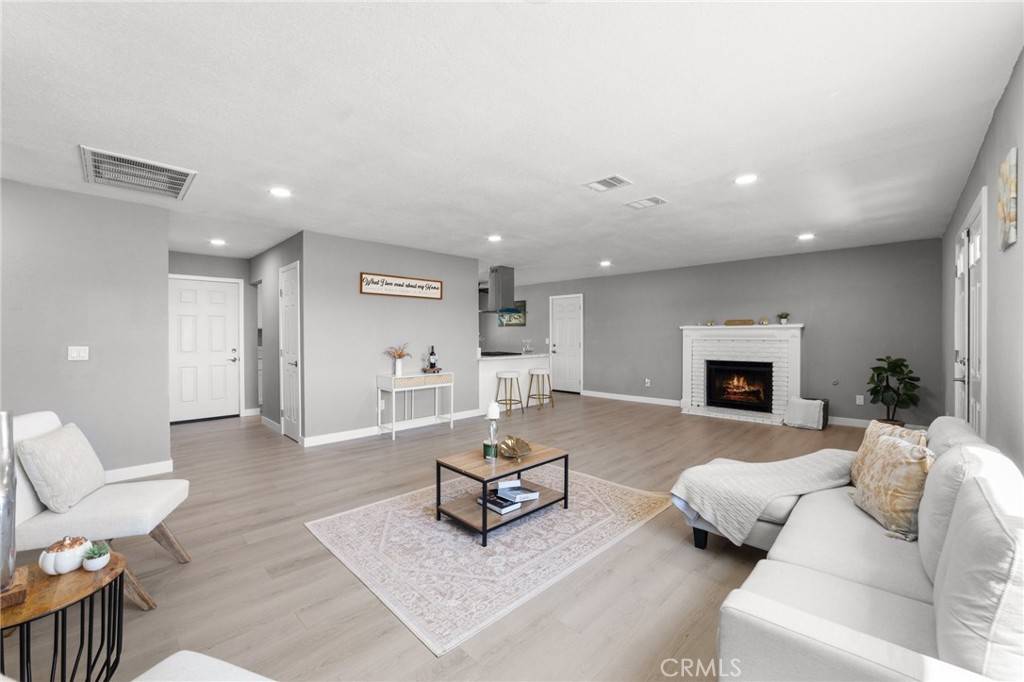 Hesperia, CA 92345,11343 1st AVE