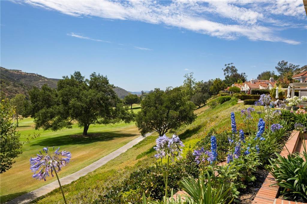 Vista, CA 92084,29122 Laurel Valley DR