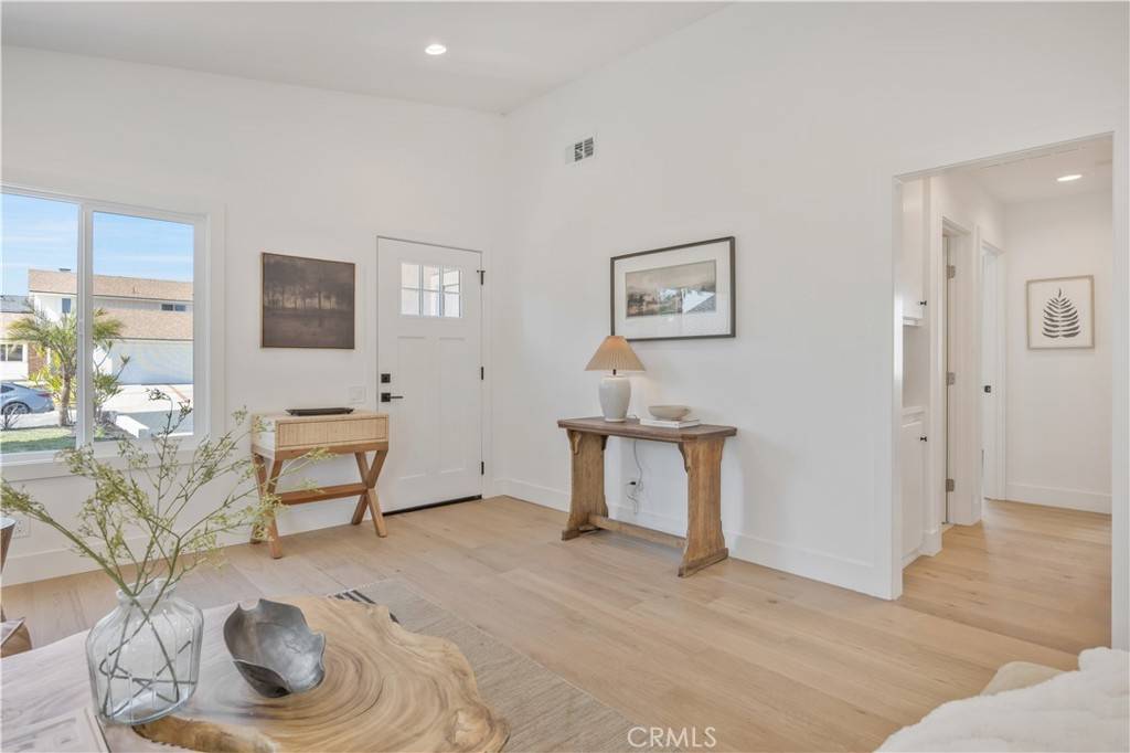 Lake Forest, CA 92630,24166 Fortune DR