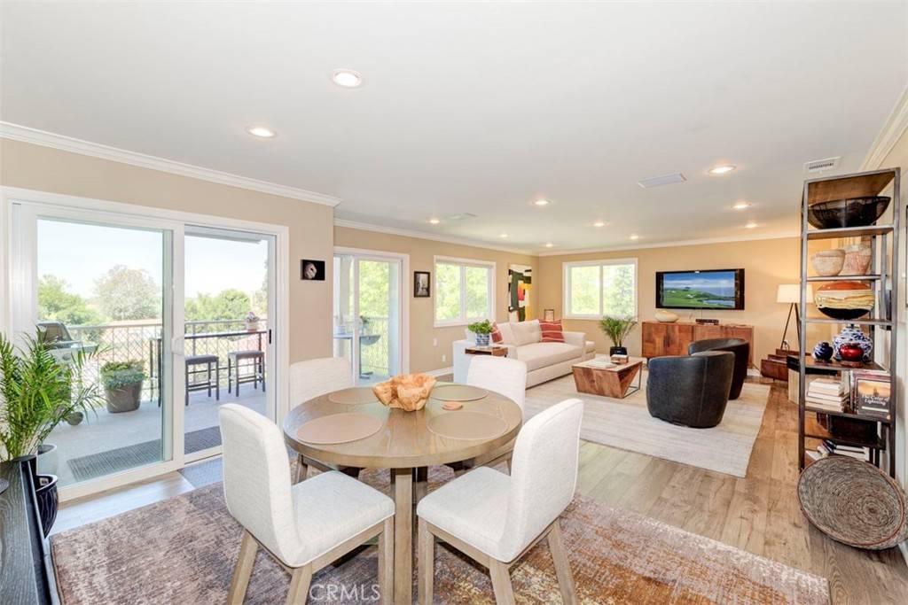 Laguna Woods, CA 92637,3242 San Amadeo #2D