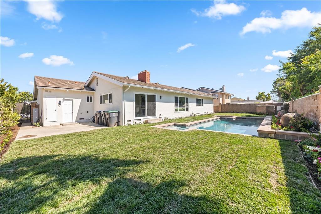 Fullerton, CA 92833,1809 Celeste LN
